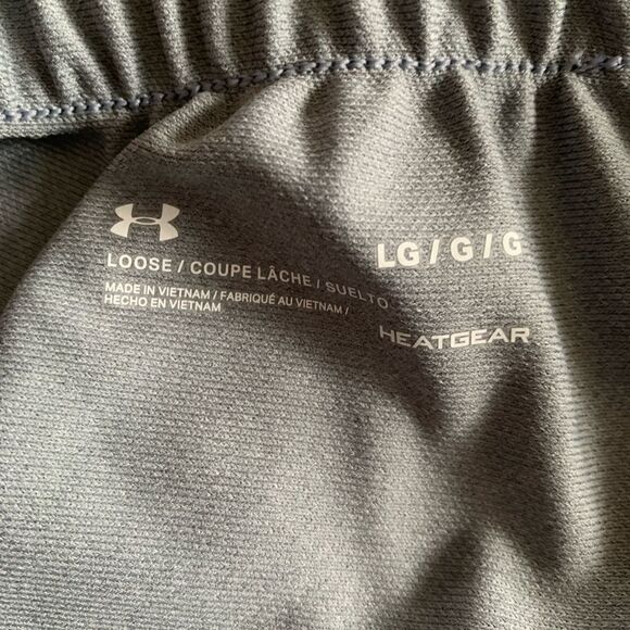 Under Armour woman’s  play up shorts 3.0 - Picture 3 of 3